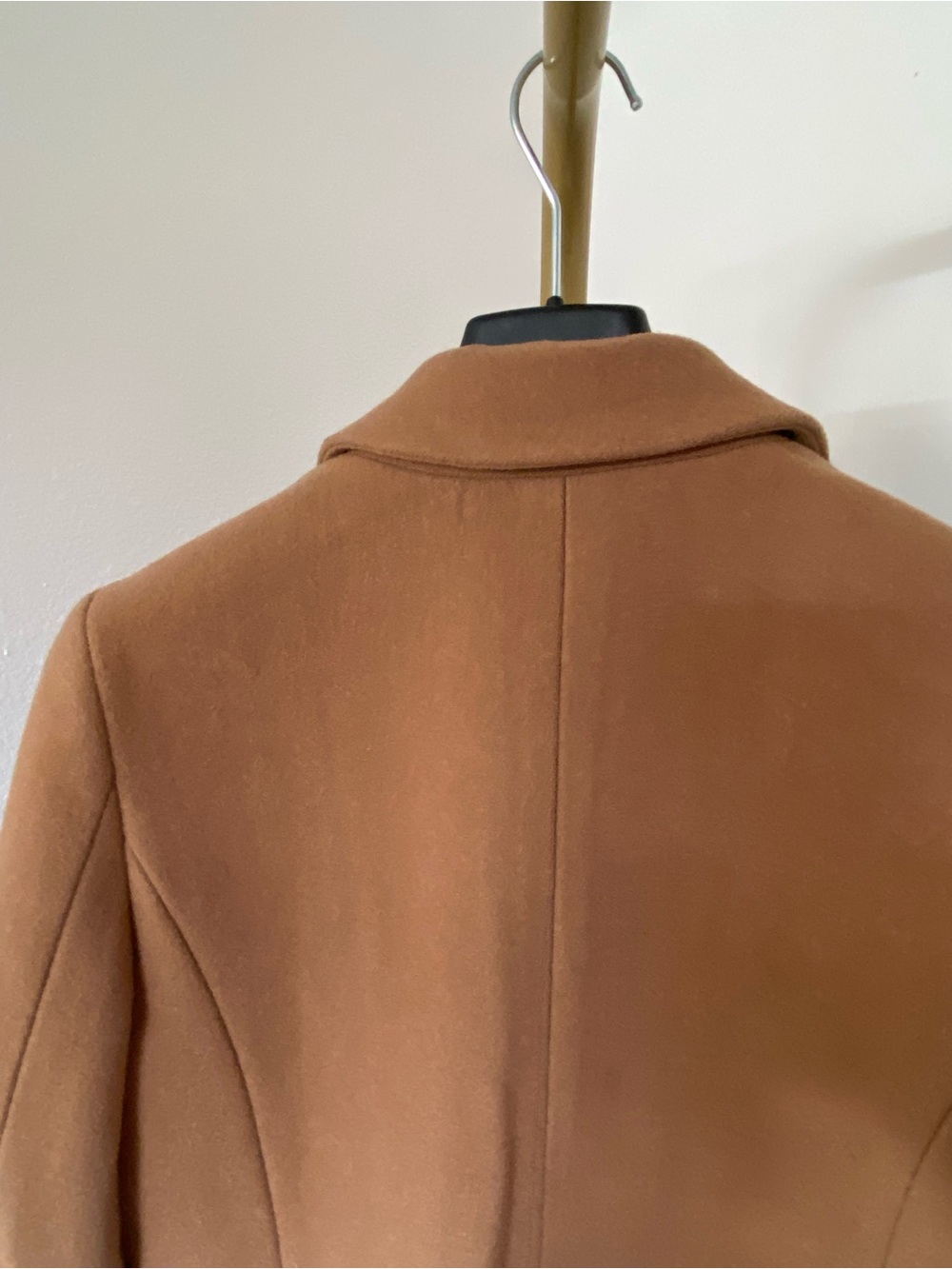 Stefanel Camel Wool Blend Long Coat – Classic Tailored Style - Picture 5 of 10